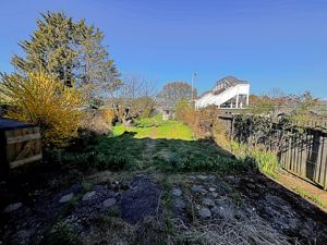 Photo 5- click for photo gallery